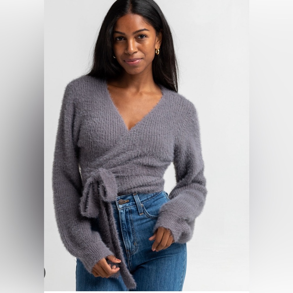 WEST OF MELROSE Blink Of An Eye Women’s Wrap Sweater